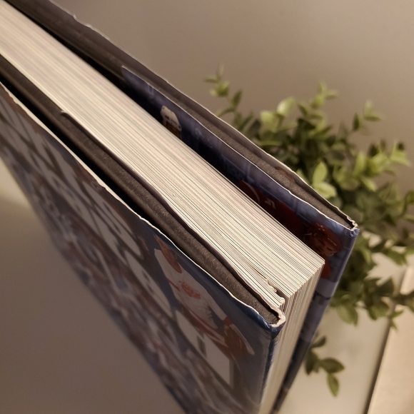 🌺 3/25 The Hockey Book from Sports Illustrated - Picture 13 of 16